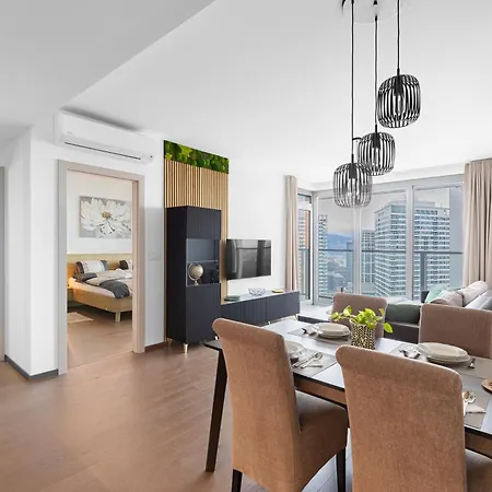Apartamento Eurovea Tower - Luke Danube 24 *