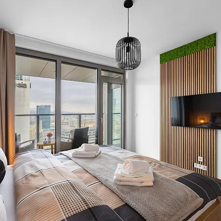 Eurovea Tower - Luke Danube 24 Apartamento Bratislava