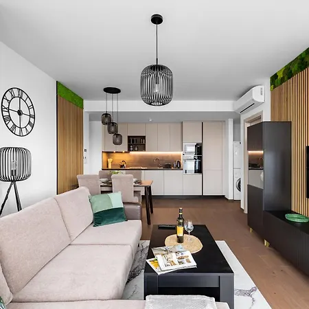 Eurovea Tower - Luke Danube 24 *